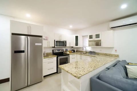 Apartment | Private kitchen | Fridge, microwave, oven, stovetop