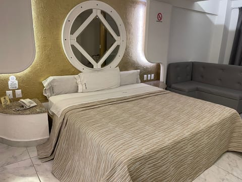 Standard Room | Free WiFi