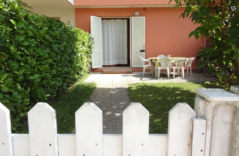 Apartment, 1 Bedroom, Garden View | Garden