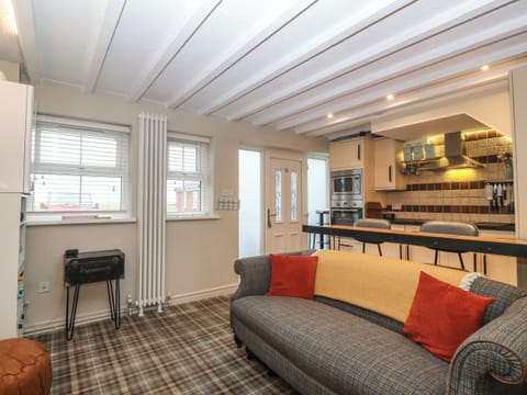 Cottage | Living area