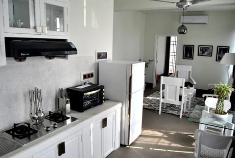 Family Apartment | Private kitchen | Fridge, microwave, electric kettle