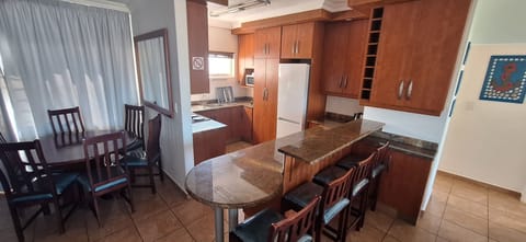 Standard Apartment | Private kitchen | Full-size fridge, microwave, oven, stovetop