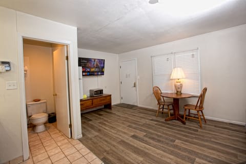 Family Room | Bathroom | Towels