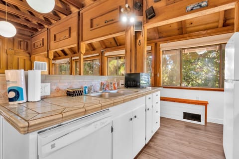 Cabin, Multiple Beds, Patio, Mountain View (Timber Lodge Yosemite) | Private kitchen | Fridge, microwave, oven, stovetop