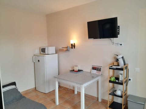 Double Room | Laptop workspace, soundproofing, cribs/infant beds, free WiFi