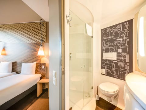 Twin Room, 2 Twin Beds (New Sleep Easy Concept) | Bathroom | Shower, eco-friendly toiletries, hair dryer, towels