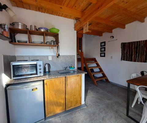 Family Cabin | Private kitchen | Fridge, oven, stovetop, electric kettle