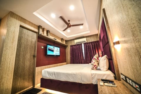 Deluxe Room, City View | Free WiFi