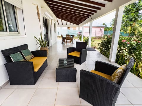 Comfort Villa | Terrace/patio