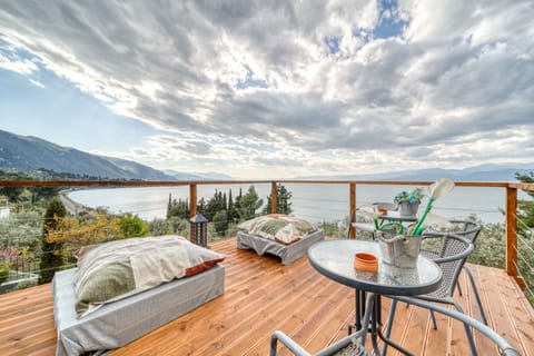 Studio | Property grounds