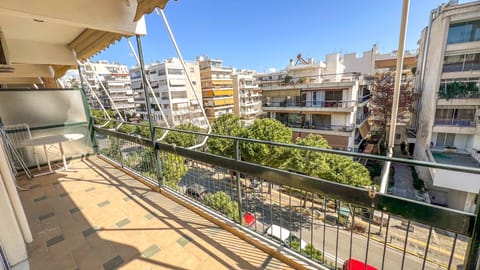 Family Apartment | Balcony