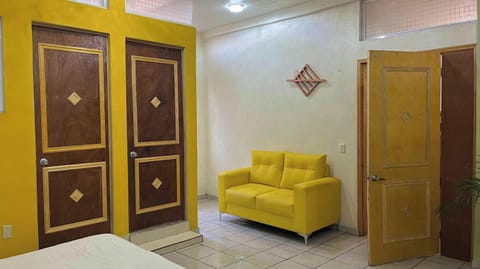 Soundproofing, bed sheets