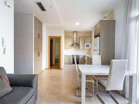 Apartment, 2 Bedrooms | Private kitchen | Full-size fridge, microwave, oven, stovetop