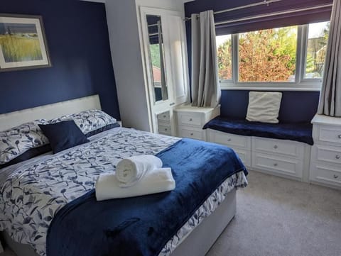 Room 3 Kingsize, Ensuite Shower | Desk, iron/ironing board, free WiFi