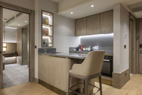 Executive Apartment (Suite) | Private kitchen | Fridge, coffee/tea maker