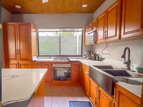 House | Private kitchen | Full-size fridge, microwave, oven, stovetop