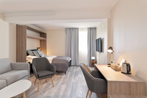 Superior Room | Desk, laptop workspace, free WiFi