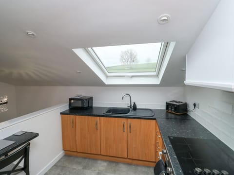 Fridge, toaster, cookware/dishes/utensils