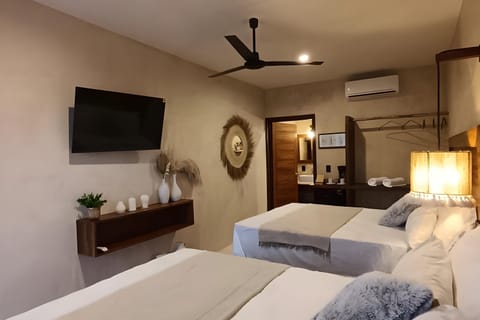 Superior Room | Free WiFi, bed sheets