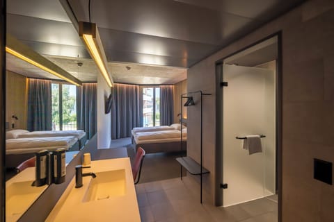 Standard Double Room | Laptop workspace, soundproofing, free WiFi, bed sheets