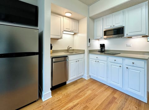 Suite, One-Bedroom, 2 Double Beds, Kitchen w/ Sofabed | Private kitchen | Full-size fridge, microwave, stovetop, dishwasher