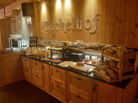 Free daily buffet breakfast