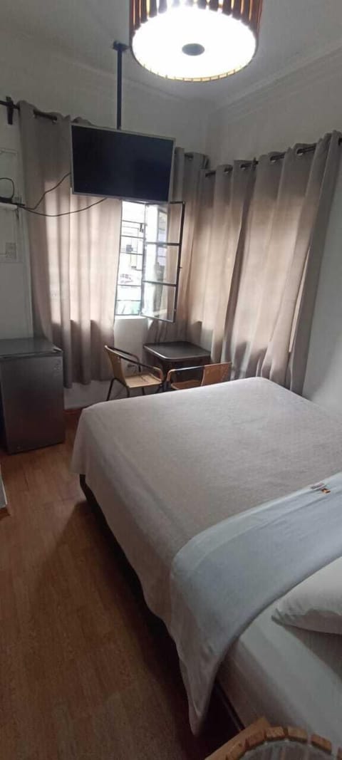 Superior Double Room, Shared Bathroom | Down comforters, minibar, free WiFi