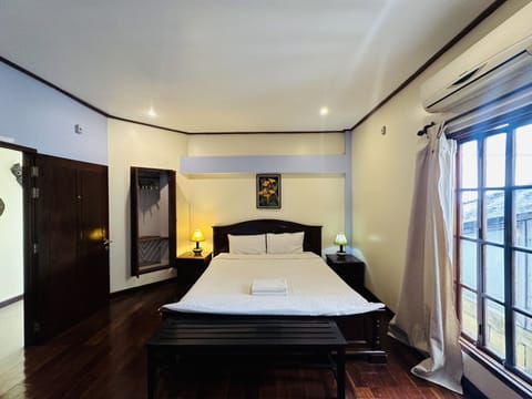 Superior Single Room | Premium bedding, down comforters, individually furnished, desk