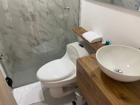 Junior Room, Balcony, City View | Bathroom | Shower, rainfall showerhead, towels, soap