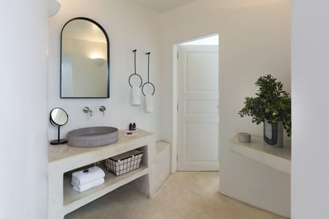 Senior Studio Suite, Pool Access (Vassaltis) | Bathroom | Shower, designer toiletries, hair dryer, bathrobes