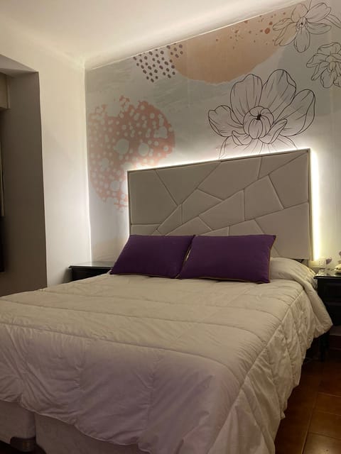 Classic Double Room | In-room safe, desk, free WiFi