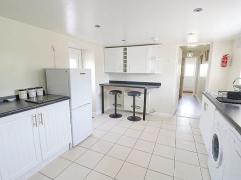 Fridge, dishwasher, electric kettle, toaster