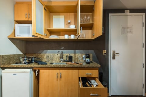 Apartment | Private kitchen | Microwave, cookware/dishes/utensils