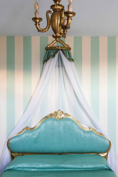 Exclusive Double or Twin Room | Premium bedding, memory foam beds, individually decorated