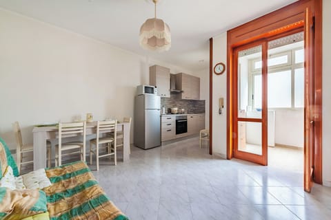 Family Apartment, 2 Bedrooms, 2 Bathrooms (Porta Di Mare Apartment) | Private kitchen | Fridge, microwave, oven, stovetop