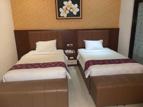 Superior Room | Pillowtop beds, minibar, in-room safe, desk