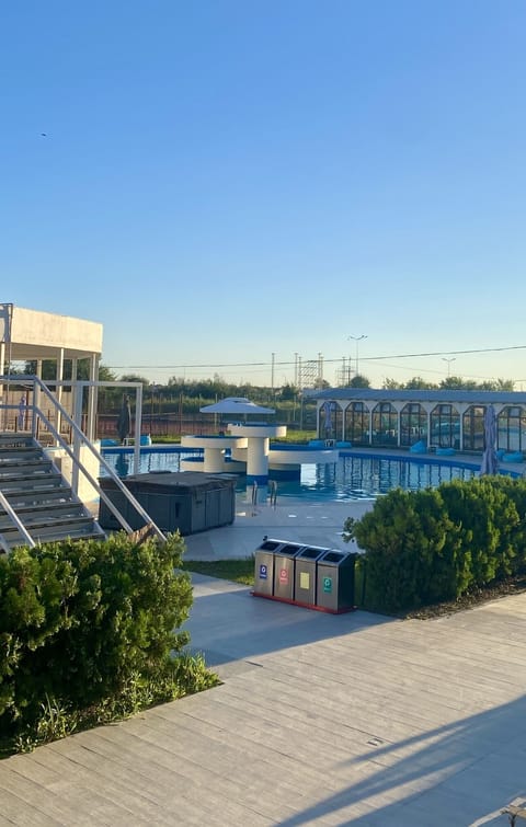 Seasonal outdoor pool