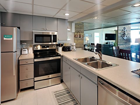 Condo, Multiple Beds, Balcony, Ocean View (#911 - No Pets Allowed) | Private kitchen | Fridge, microwave, oven, stovetop