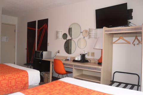 Standard Room, 2 Double Beds, Non Smoking | Desk, blackout drapes, rollaway beds, free WiFi