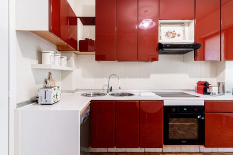 Apartment | Private kitchen | Stovetop