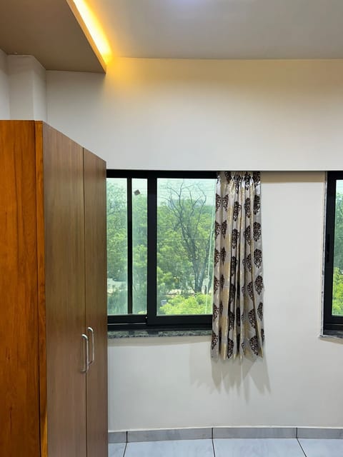 Deluxe Room, City View