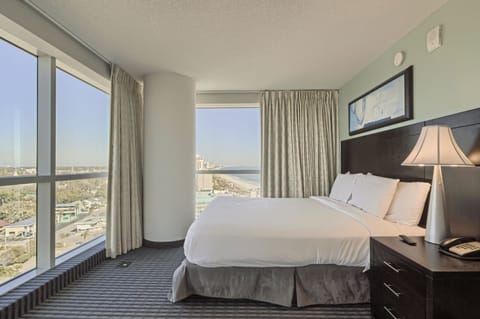 Condo, 2 Bedrooms, 180 degree Ocean View, with Balcony | Premium bedding, down comforters, pillowtop beds, individually decorated