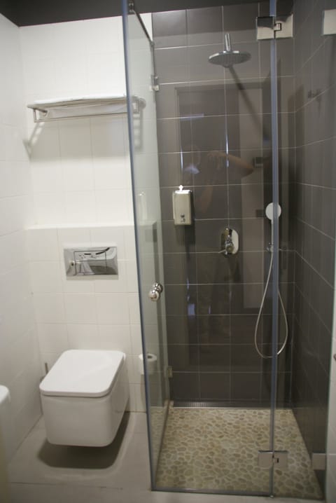 Double Room, Private Bathroom | Bathroom shower