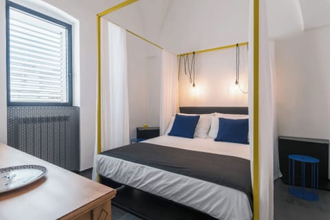 Deluxe Room | Minibar, soundproofing, free WiFi