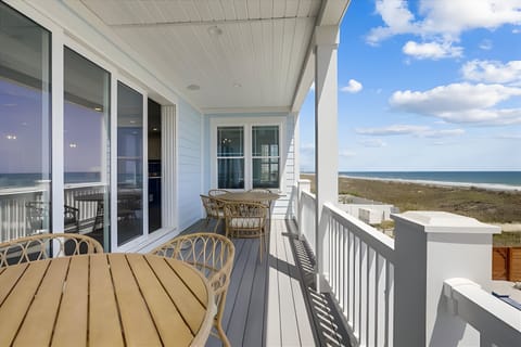 House | Terrace/patio