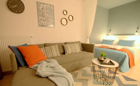 Superior Studio Suite, 1 Bedroom | 1 bedroom, premium bedding, in-room safe, iron/ironing board