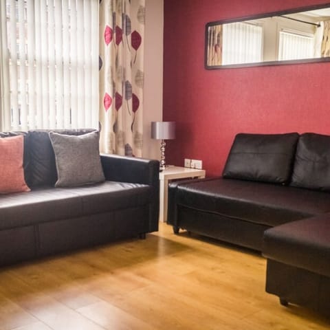 House | 5 bedrooms, iron/ironing board