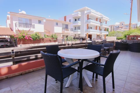 Luxury Apartment | Terrace/patio