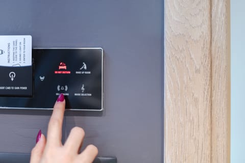 Soundproofing, free WiFi, bed sheets