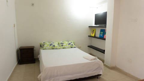 Economy Double Room | Free WiFi, bed sheets